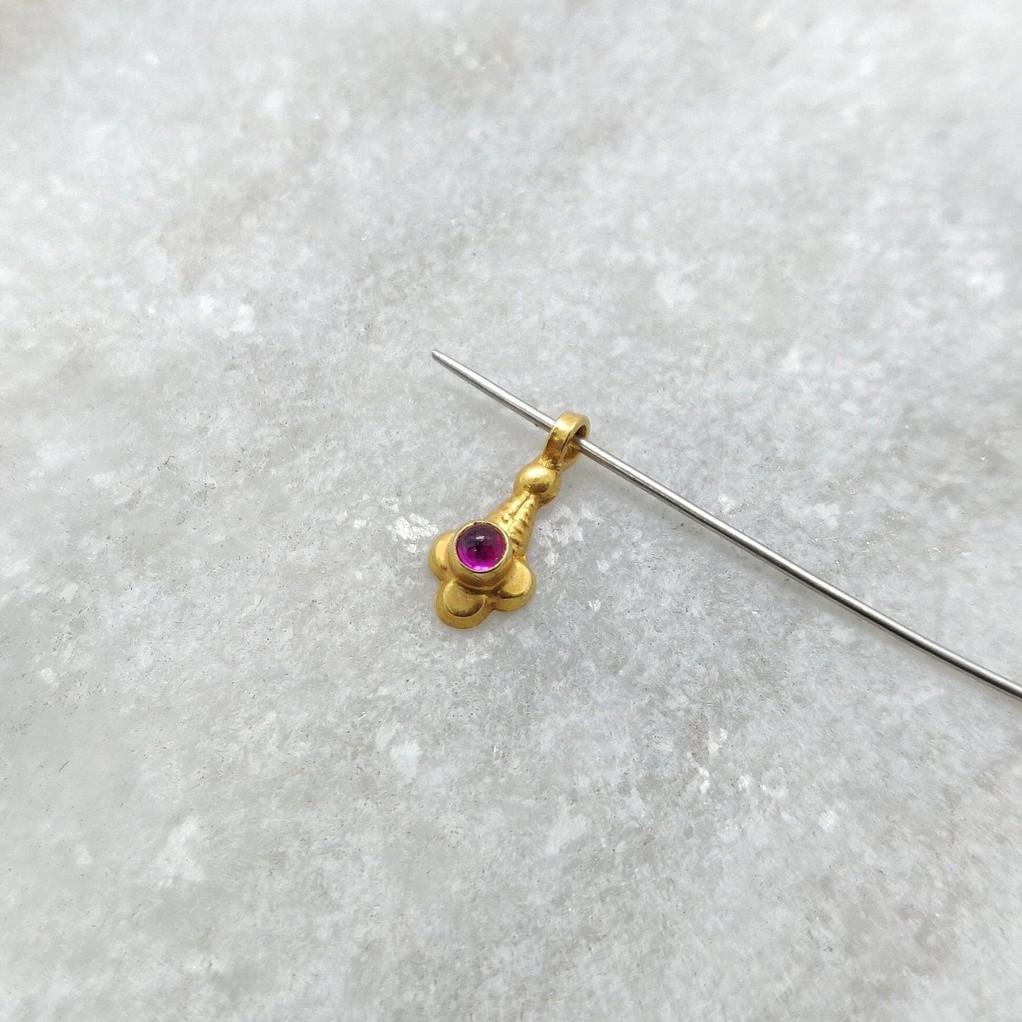 18k Solid Yellow Gold Fancy Dainty Charm Jewelry 10mm - Kanika Creations