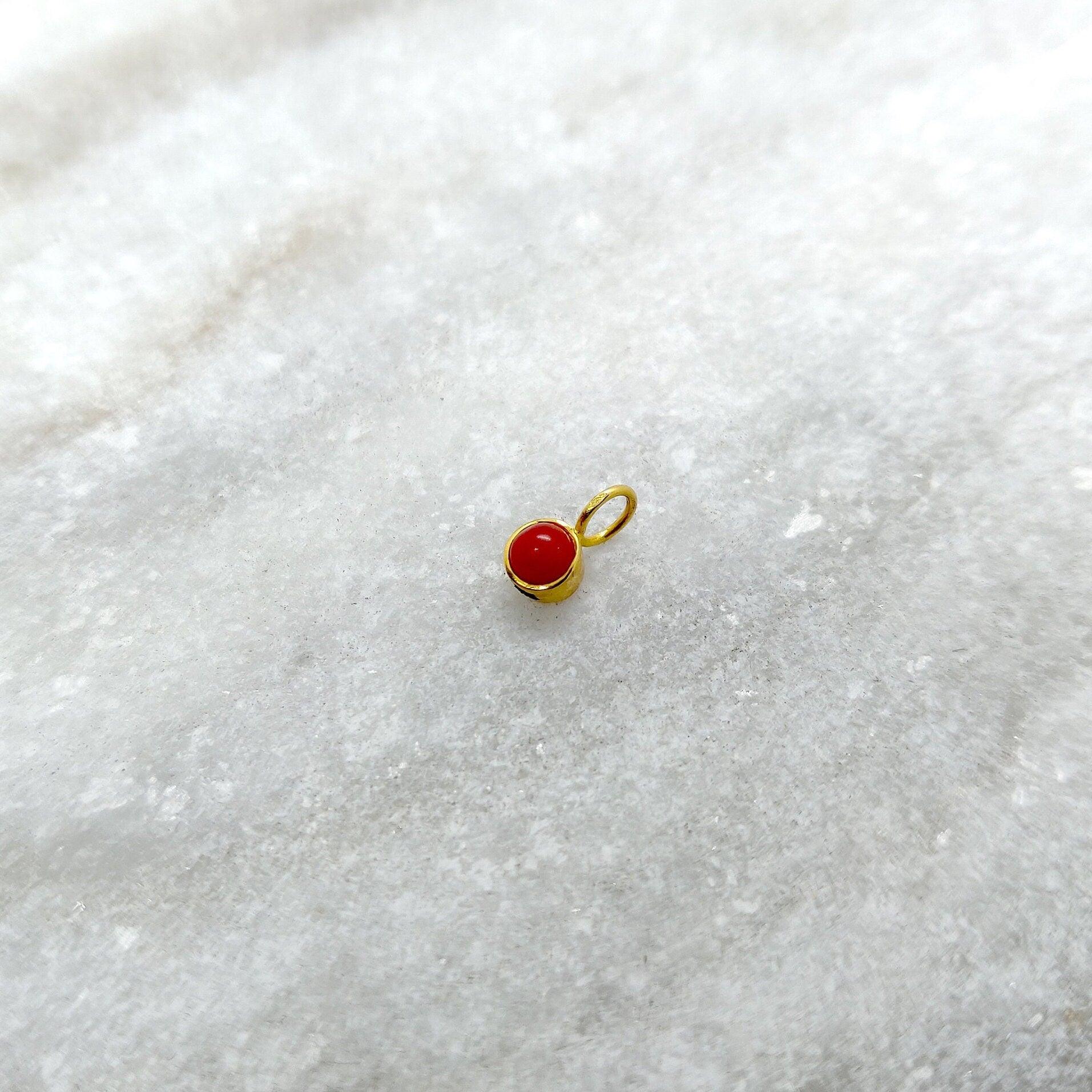 18k Solid Yellow Gold Round Stone Charm Pendant 7mm - Kanika Creations