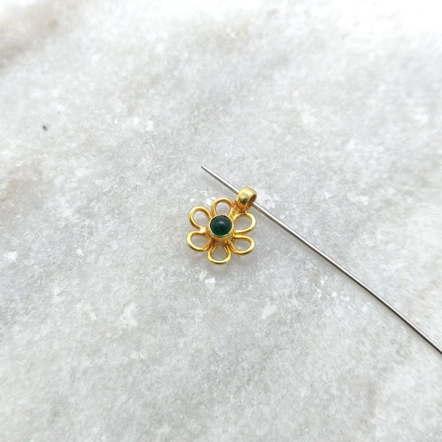 18k Gold Charm With Floral Style Pendant DIY Craft 10mm - Kanika Creations