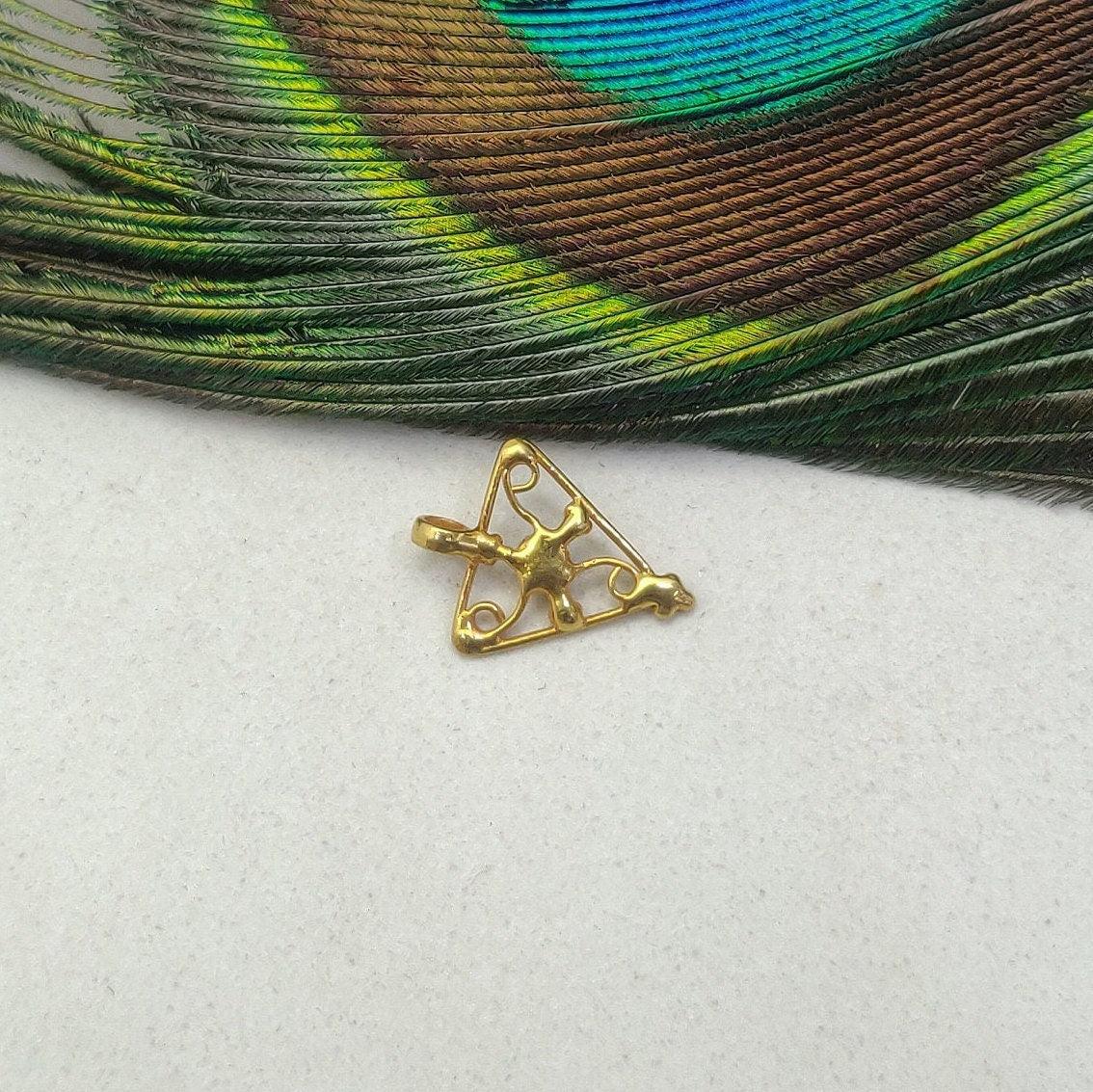 18k Solid Yellow Gold Stone Studded Triangle Charm 12x11mm - Kanika Creations