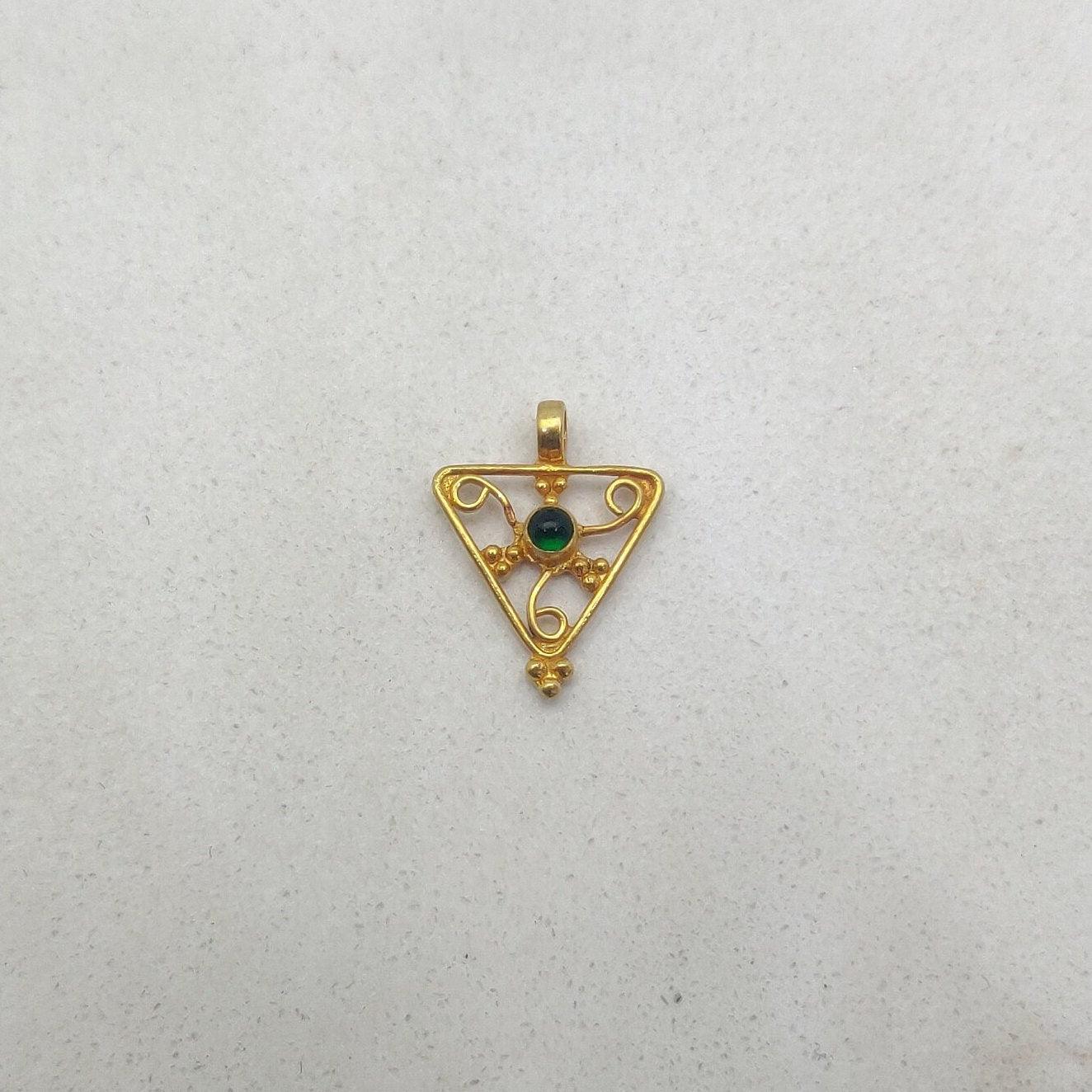 18k Solid Yellow Gold Stone Studded Triangle Charm 12x11mm - Kanika Creations