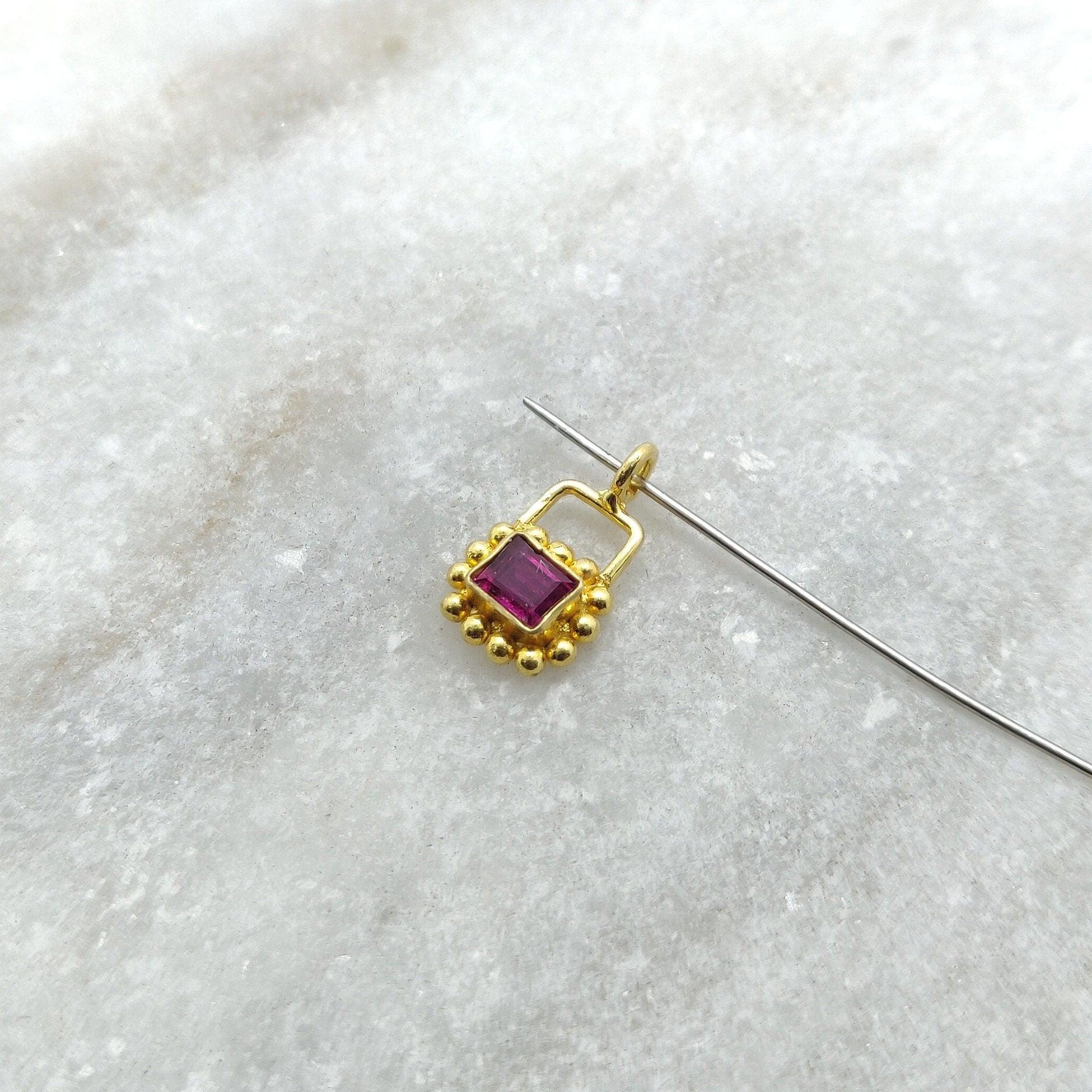 18k Solid Yellow Gold Charm Pendant 8x13mm - Kanika Creations