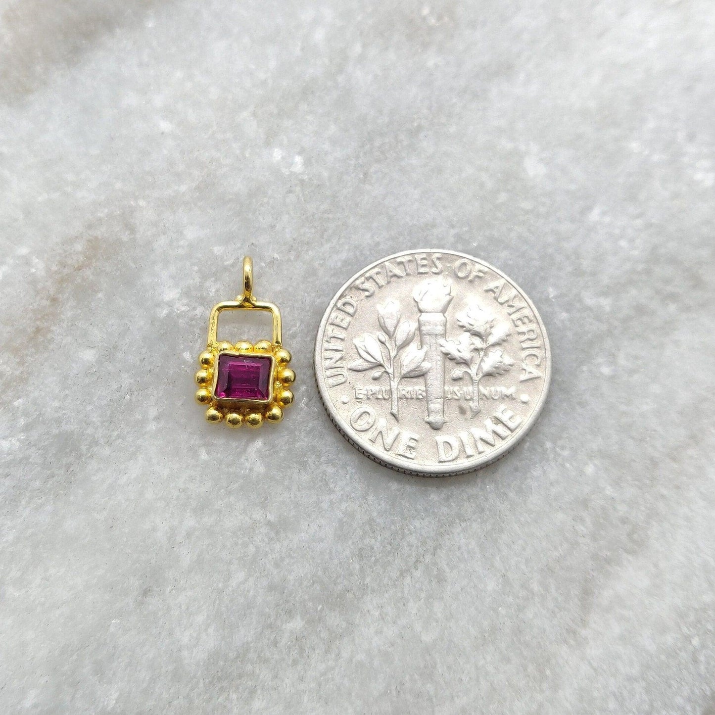 18k Solid Yellow Gold Charm Pendant 8x13mm - Kanika Creations