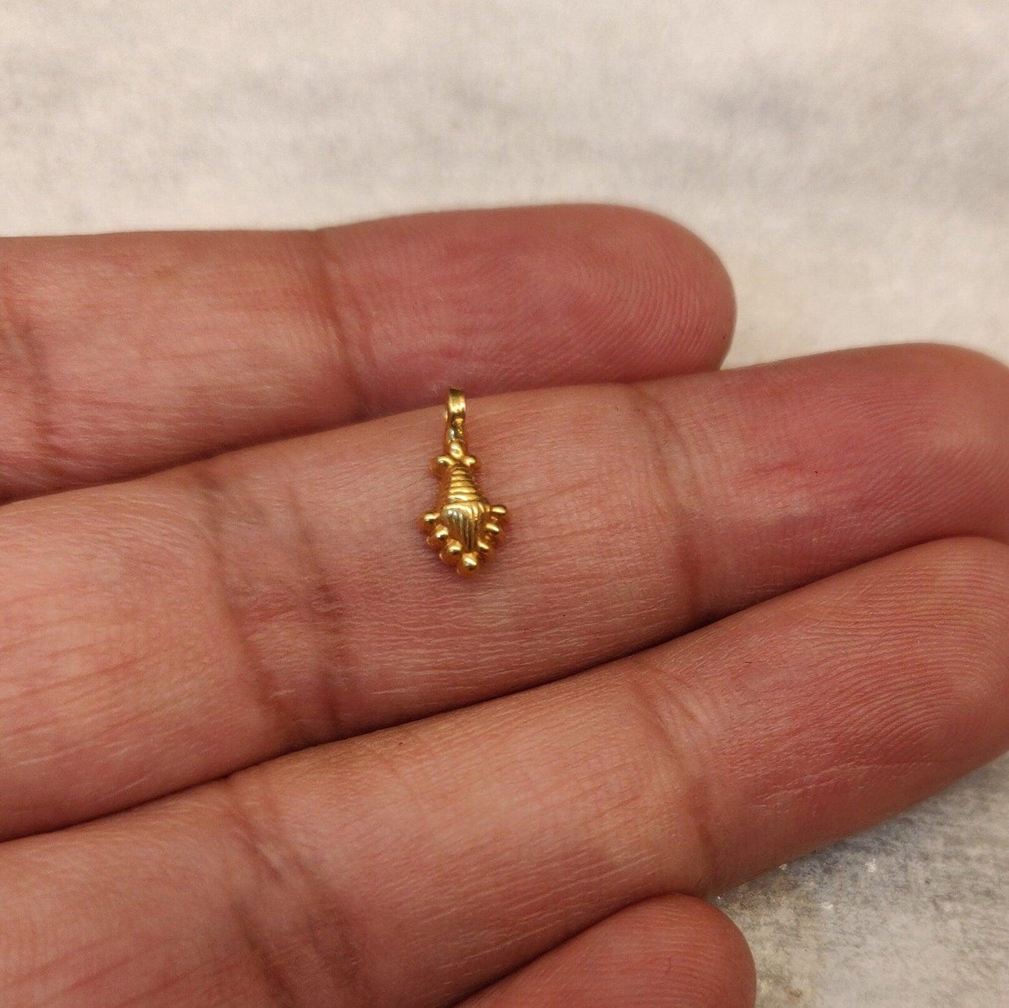 Solid 18K Gold Fancy Charm Jewelry Supplies - Kanika Creations