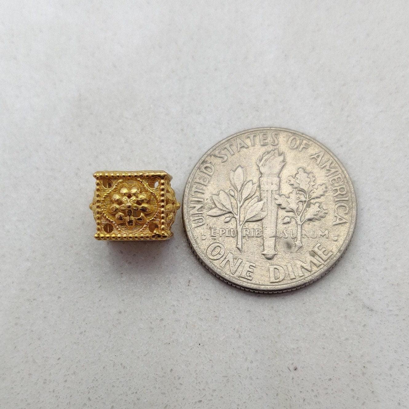 18K Yellow Gold Fancy Textured Cube Spacer Bead 9mm - Kanika Creations