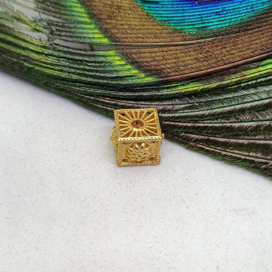 18K Yellow Gold Fancy Textured Cube Spacer Bead 9mm - Kanika Creations