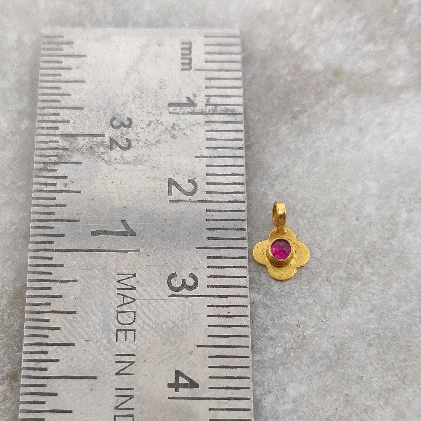 18k Solid Yellow Gold Stone Studded Floral Pendant Charm 8mm - Kanika Creations