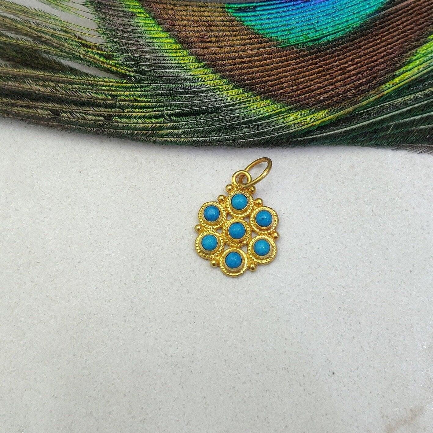 Antique Style 18k Yellow Gold Pendant With Stone - Kanika Creations