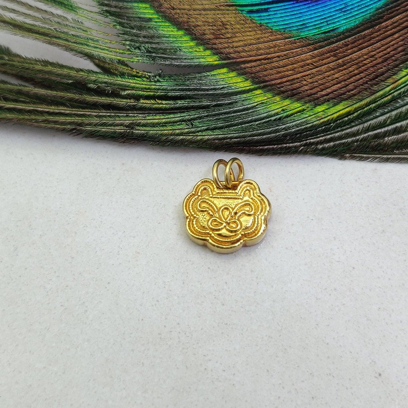 Style 18k Gold Charm Pendant 11X13MM - Kanika Creations