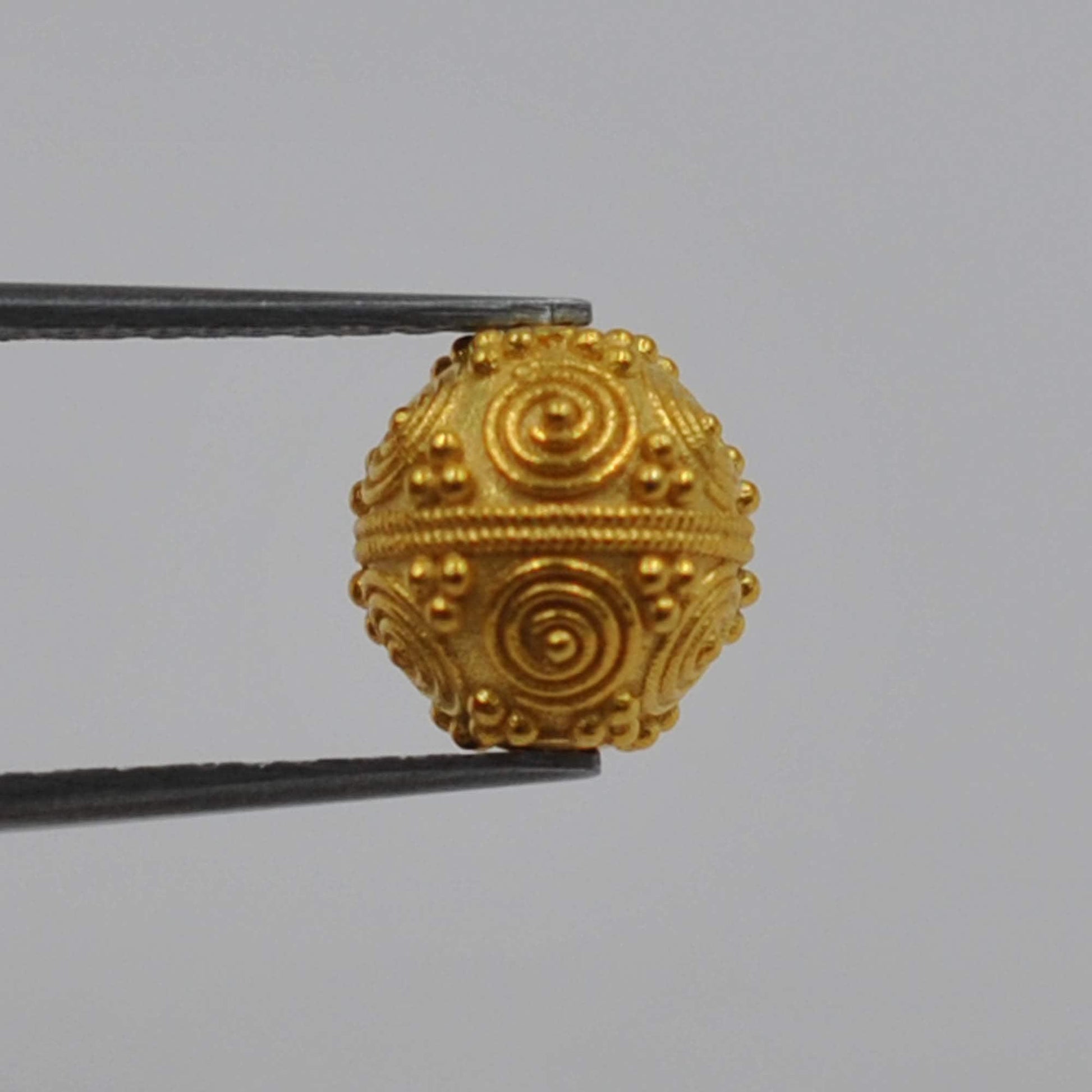 18k Yellow Gold Textured Sphere Ball Beads Finding - Kanika Creations