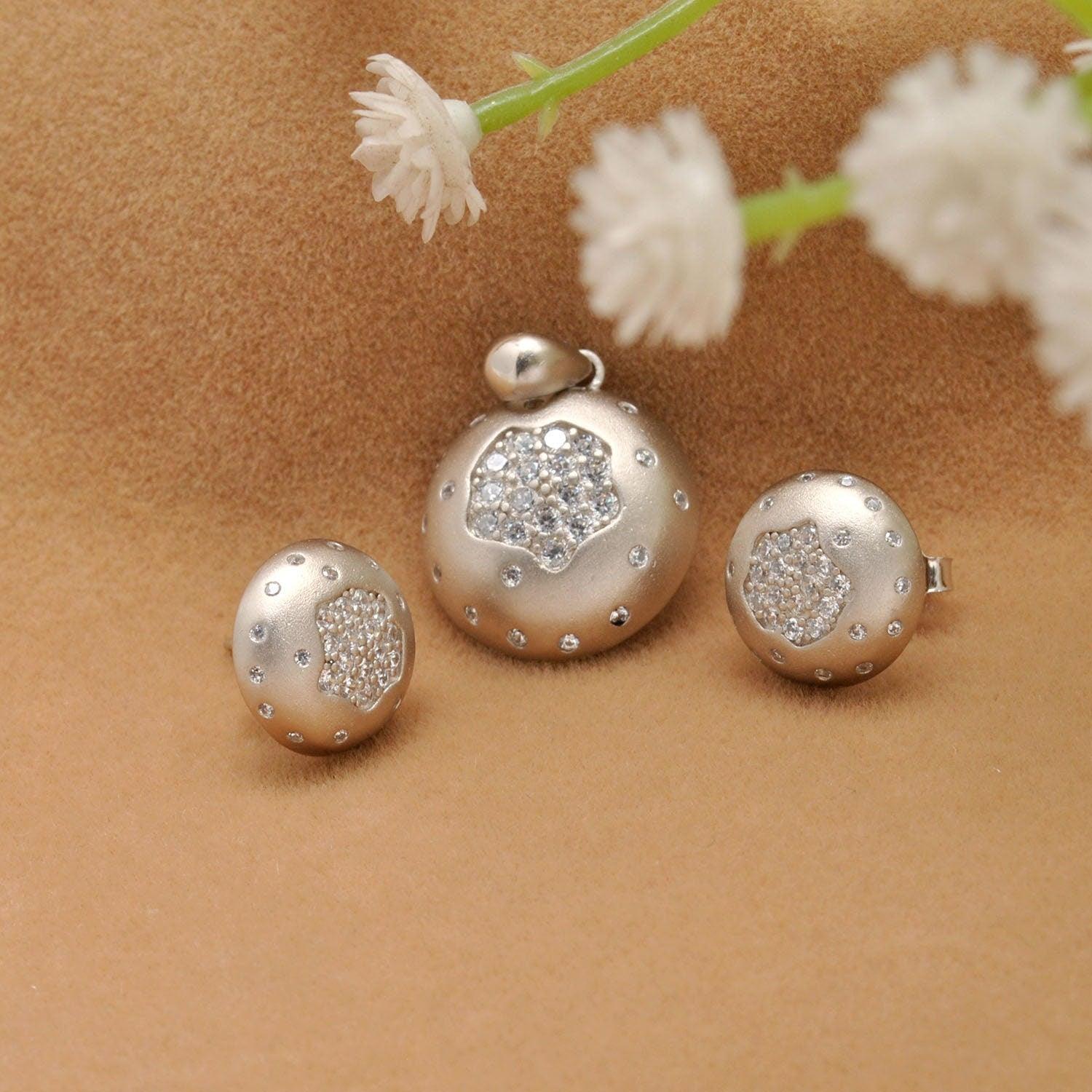 Cubic Zirconia Minimalist Silver Jewelry Set - Kanika Creations