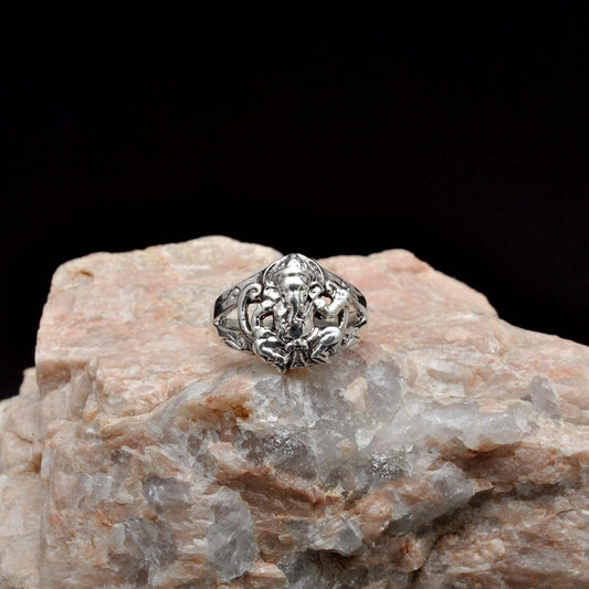 Religious Lord Ganesha Ring - Kanika Creations
