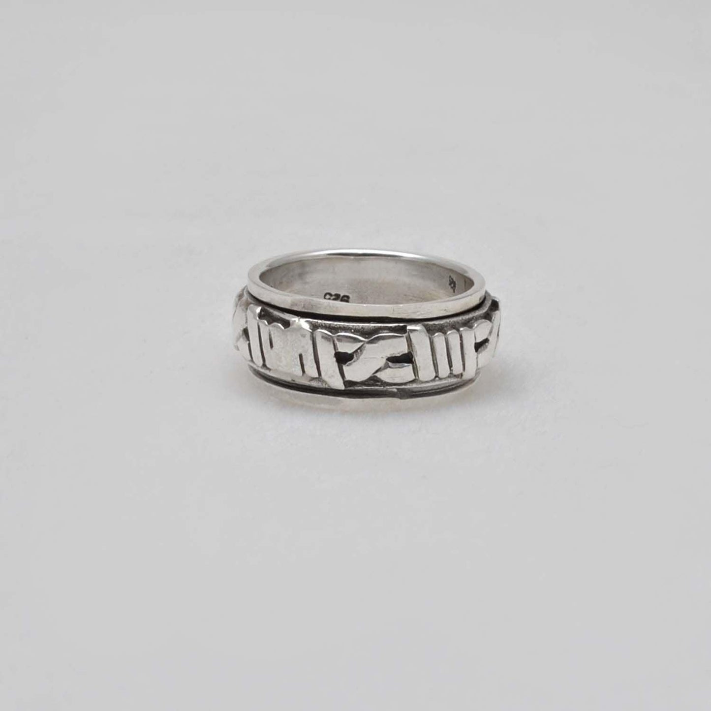 Spinner Roman numeral ring Size 8 - Kanika Creations