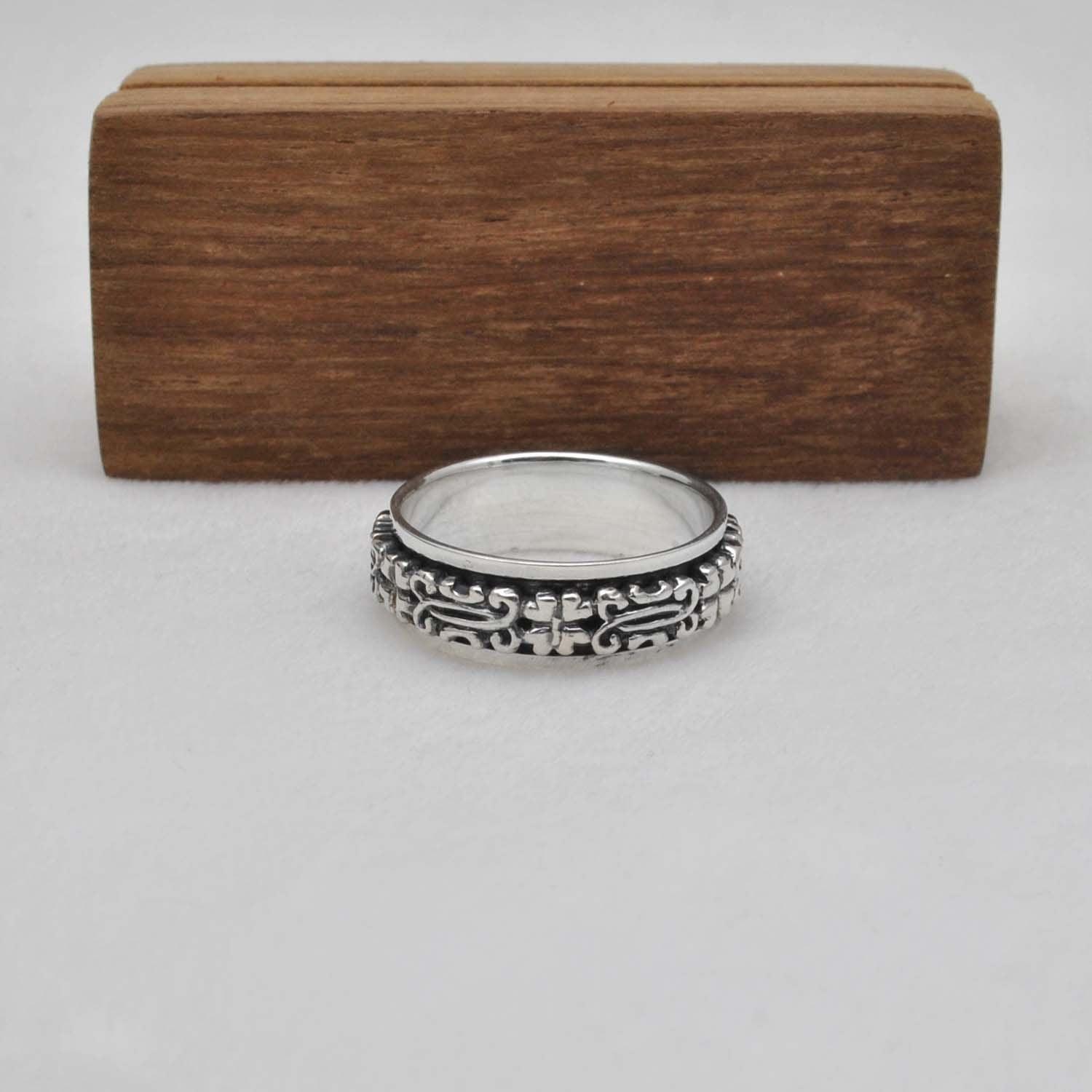 Spinner ring Sterling Silver Size 14 - Kanika Creations