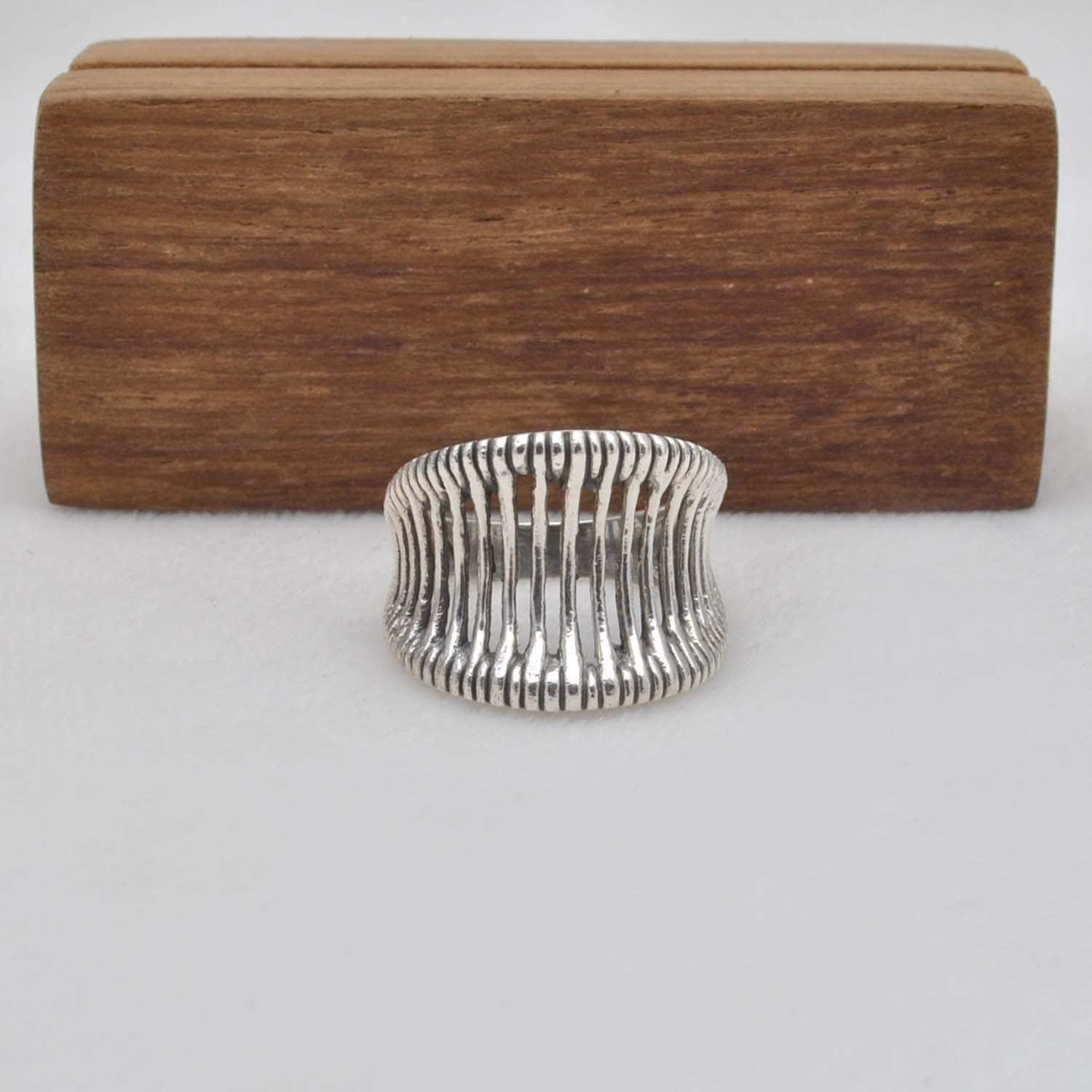 Vintage Silver Band Ring Size 10 - Kanika Creations