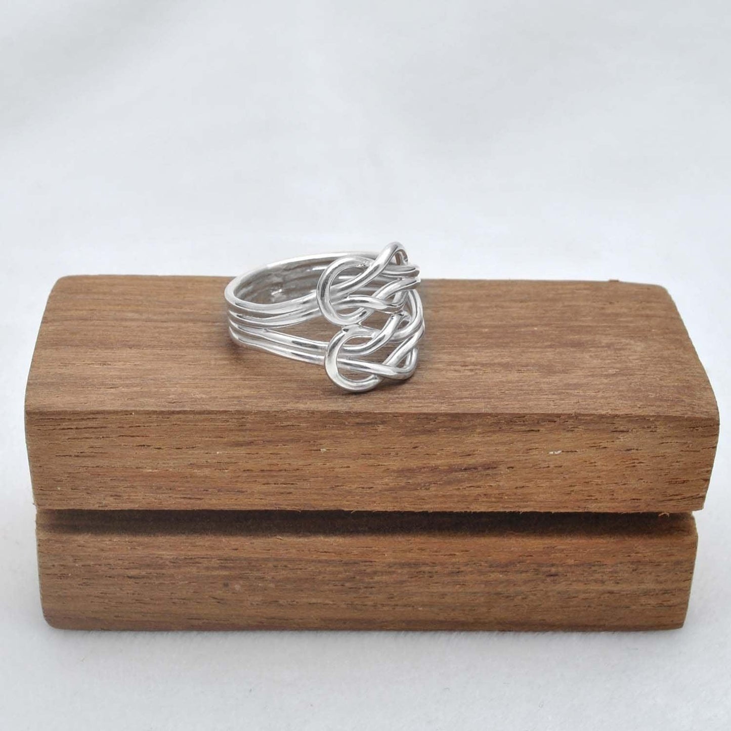 925 Sterling Silver Celtic Knot Ring 9 US - Kanika Creations