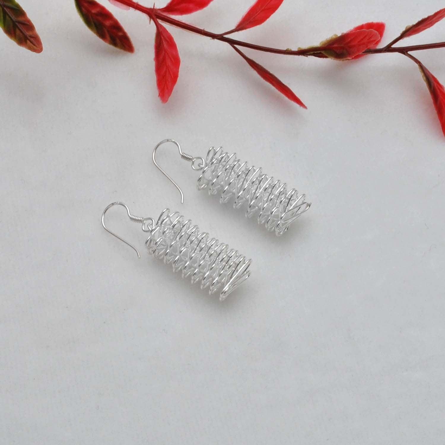 925 SILVER DAZZLING BOUNCY EARRINGS - Kanika Creations