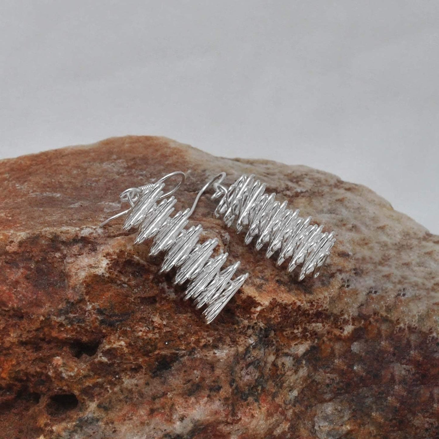 925 SILVER DAZZLING BOUNCY EARRINGS - Kanika Creations