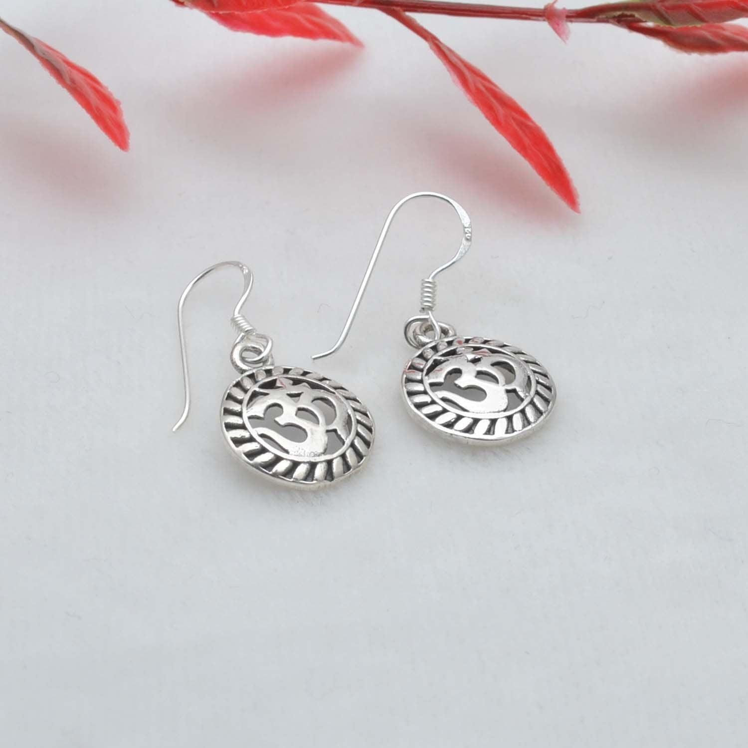 925 Silver Om Religious Earrings - Kanika Creations