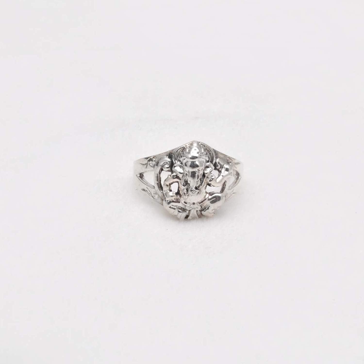 Religious Lord Ganesha Ring - Kanika Creations