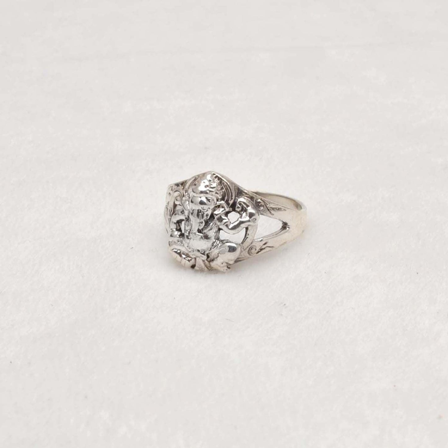 Religious Lord Ganesha Ring - Kanika Creations