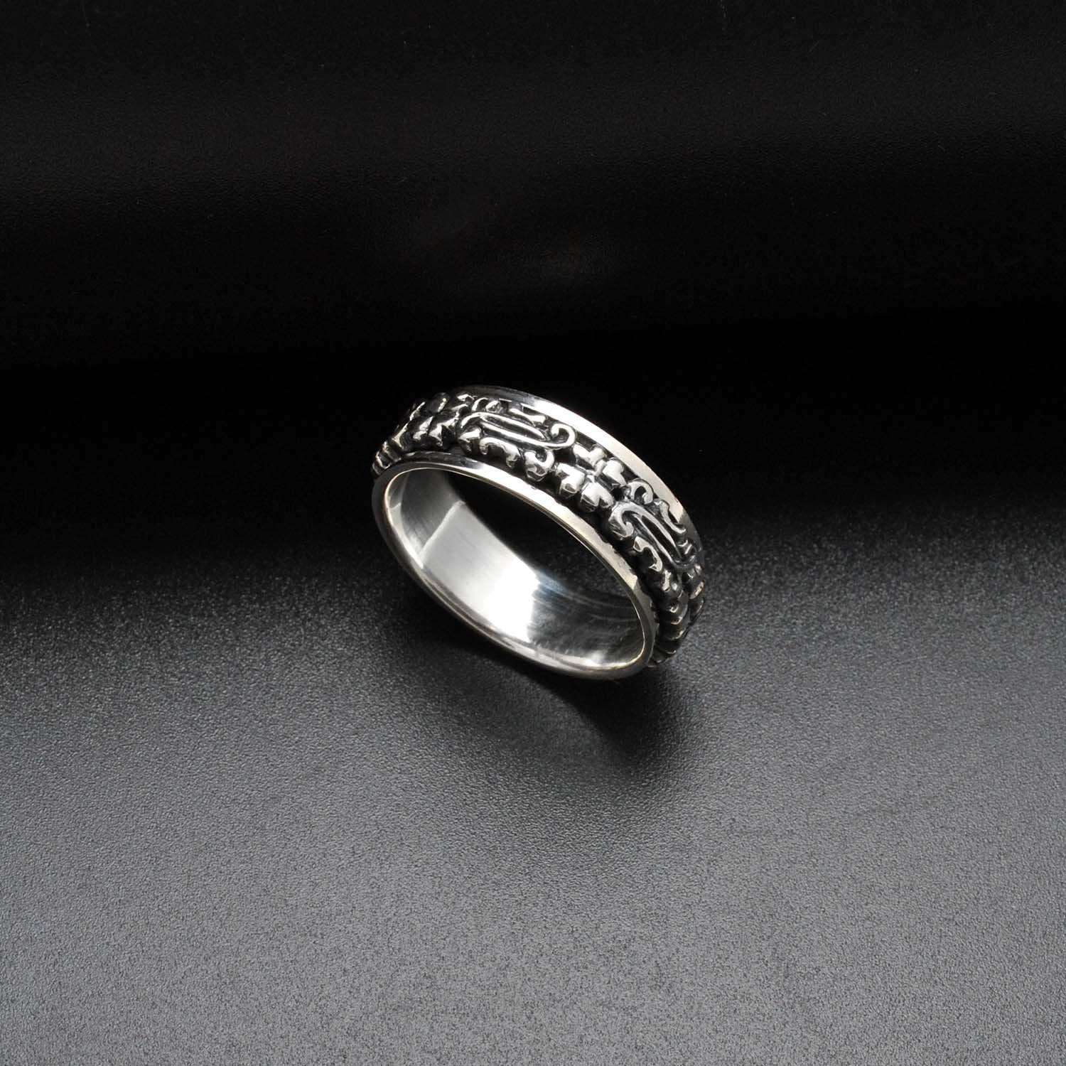 Spinner ring Sterling Silver Size 14 - Kanika Creations