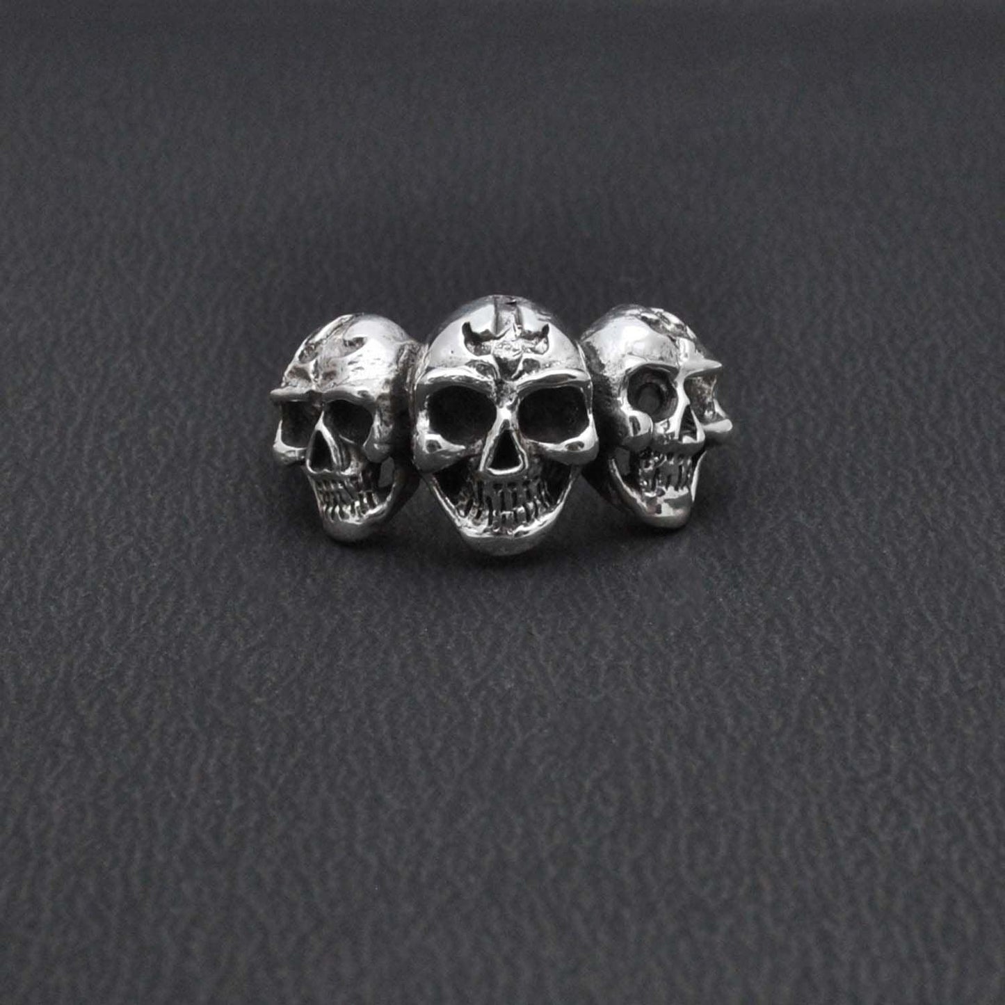 925 Sterling Silver Cluster Skull Ring 9 US - Kanika Creations