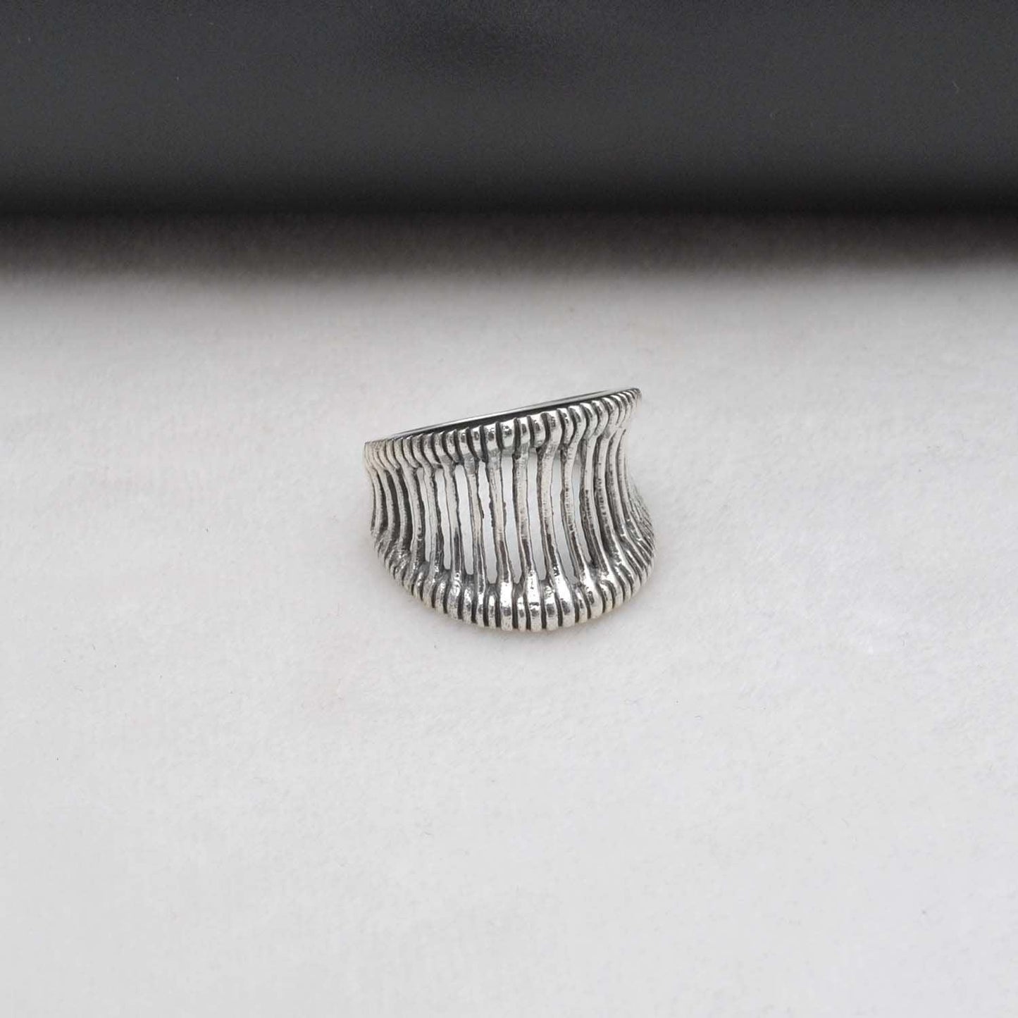Vintage Silver Band Ring Size 10 - Kanika Creations