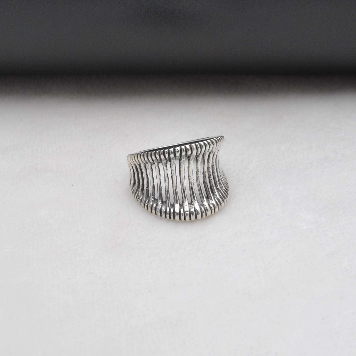 Vintage Silver Band Ring Size 10 - Kanika Creations