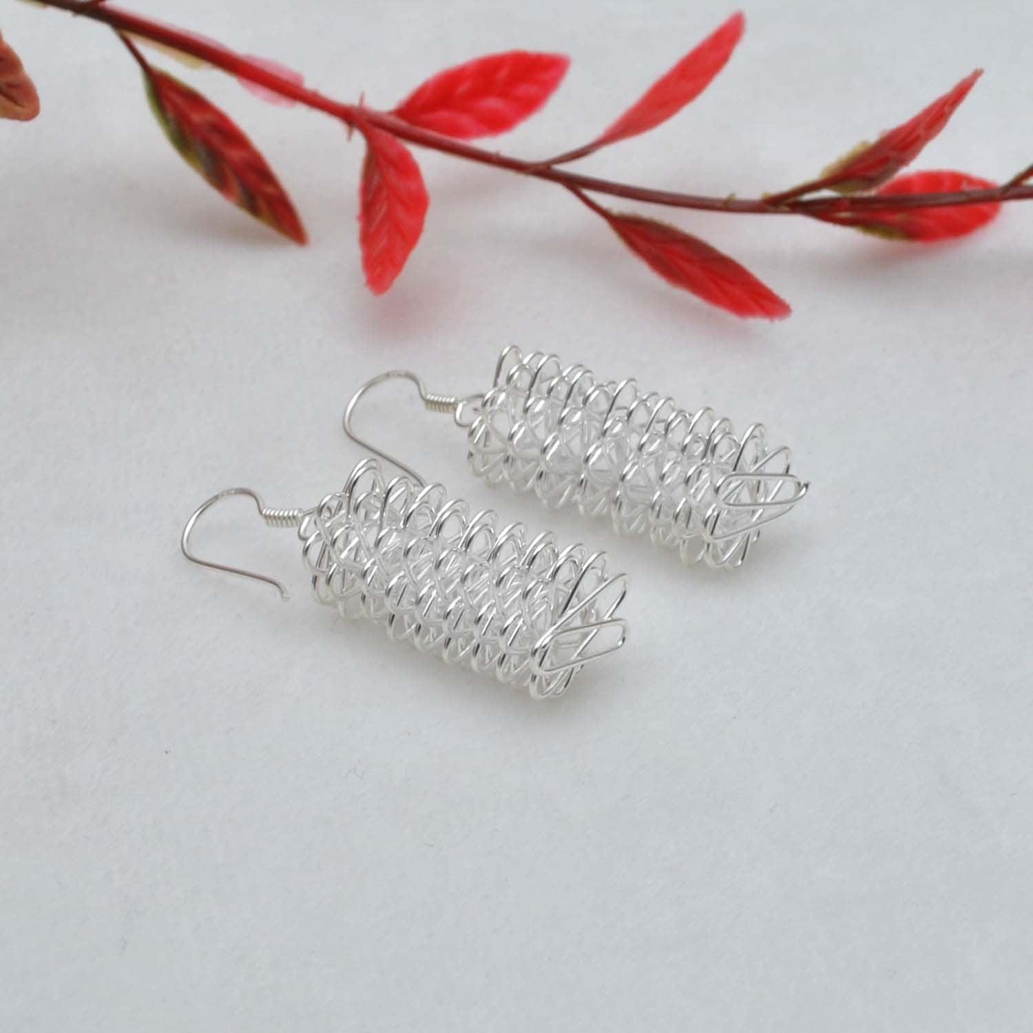 925 SILVER DAZZLING BOUNCY EARRINGS - Kanika Creations