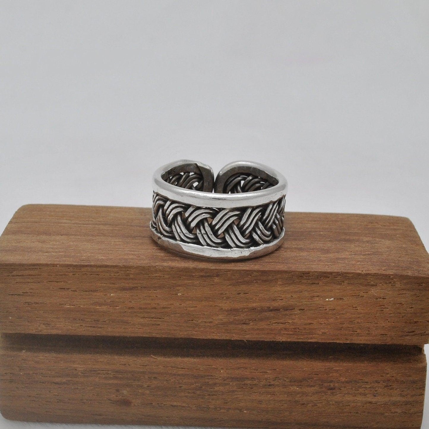 Oxidized Woven Men Women Size Ring 10 - Kanika Creations