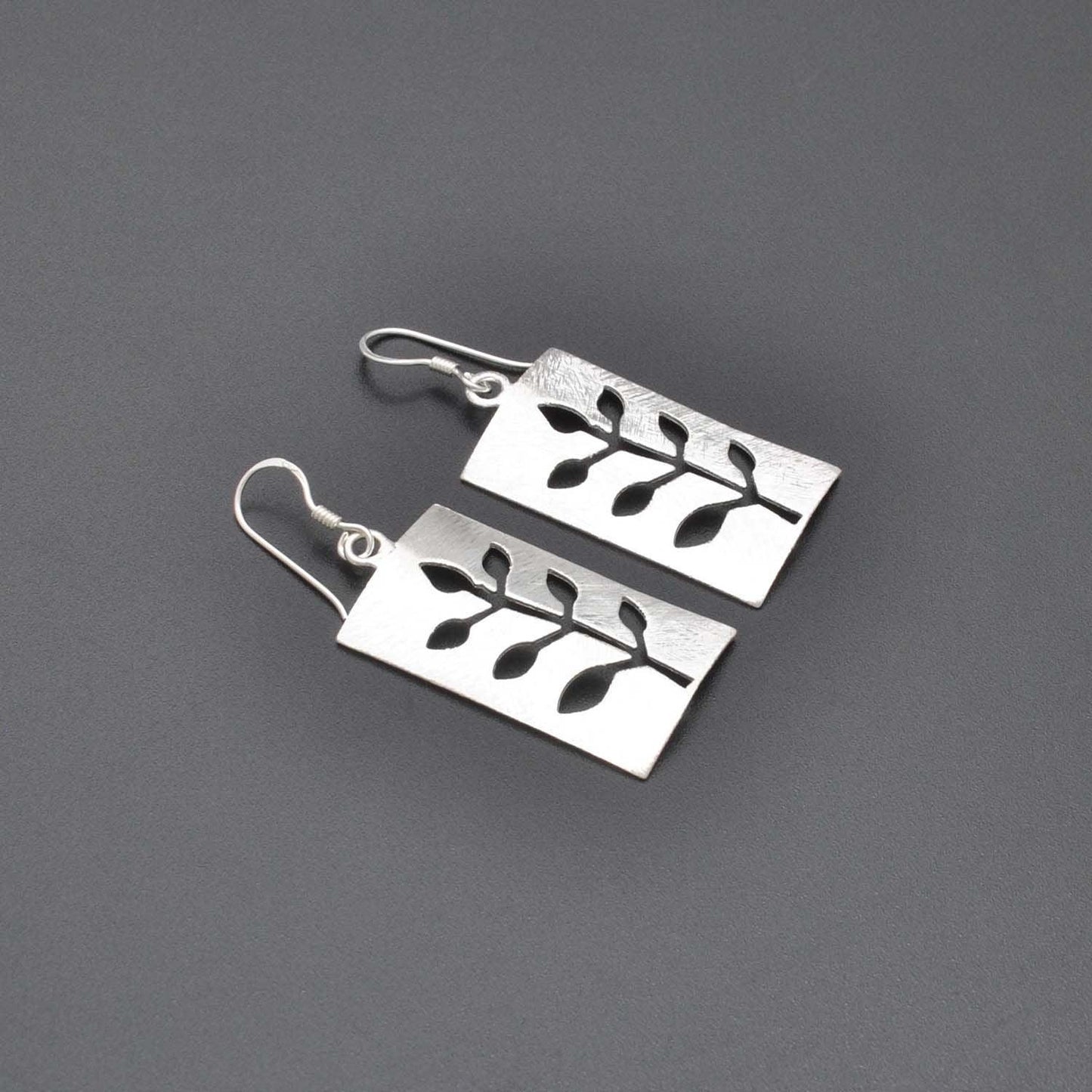 Leaf Engraved 925 Silver Blade Earrings - Kanika Creations