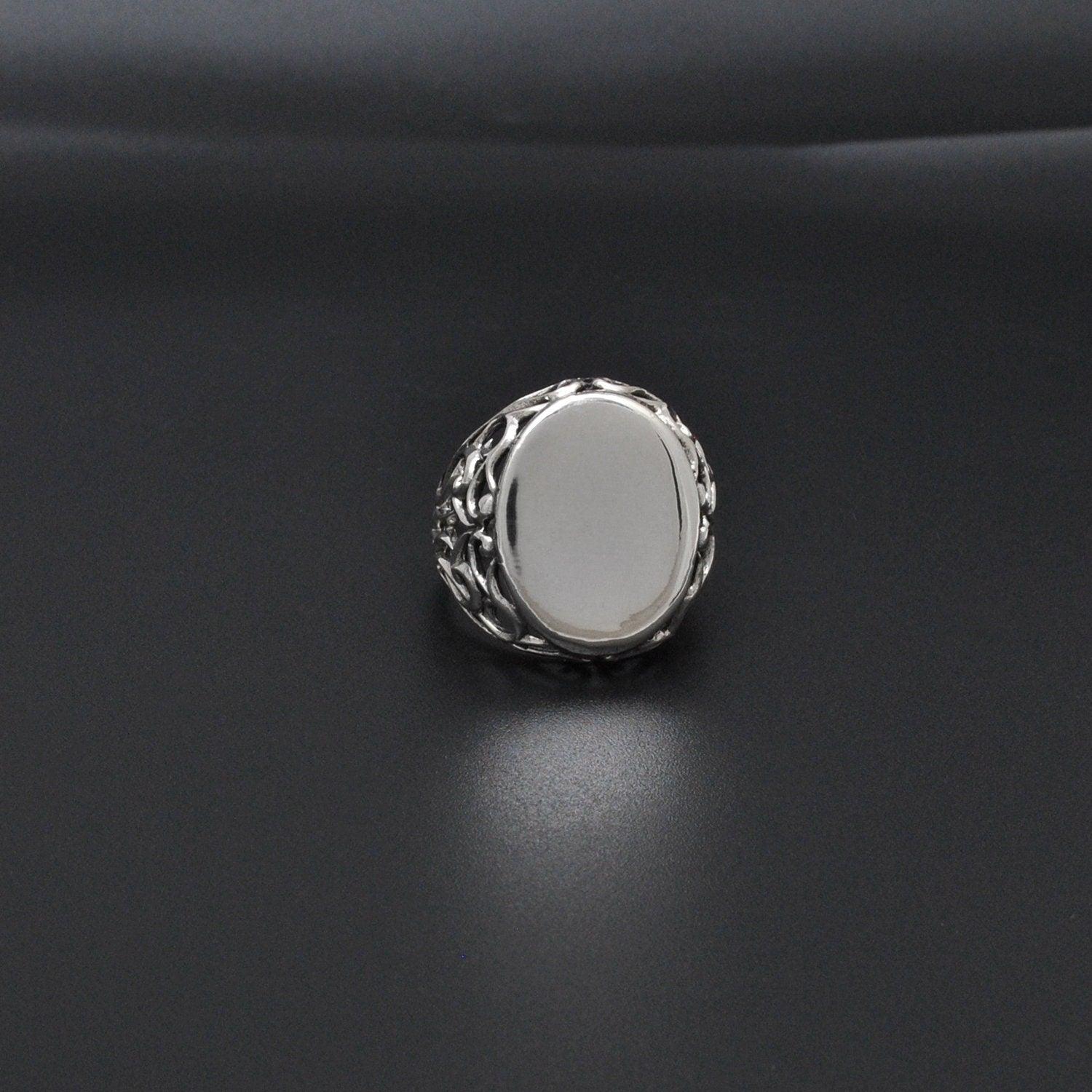 Sterling Silver Oval Men's Ring Size 9 - Kanika Creations
