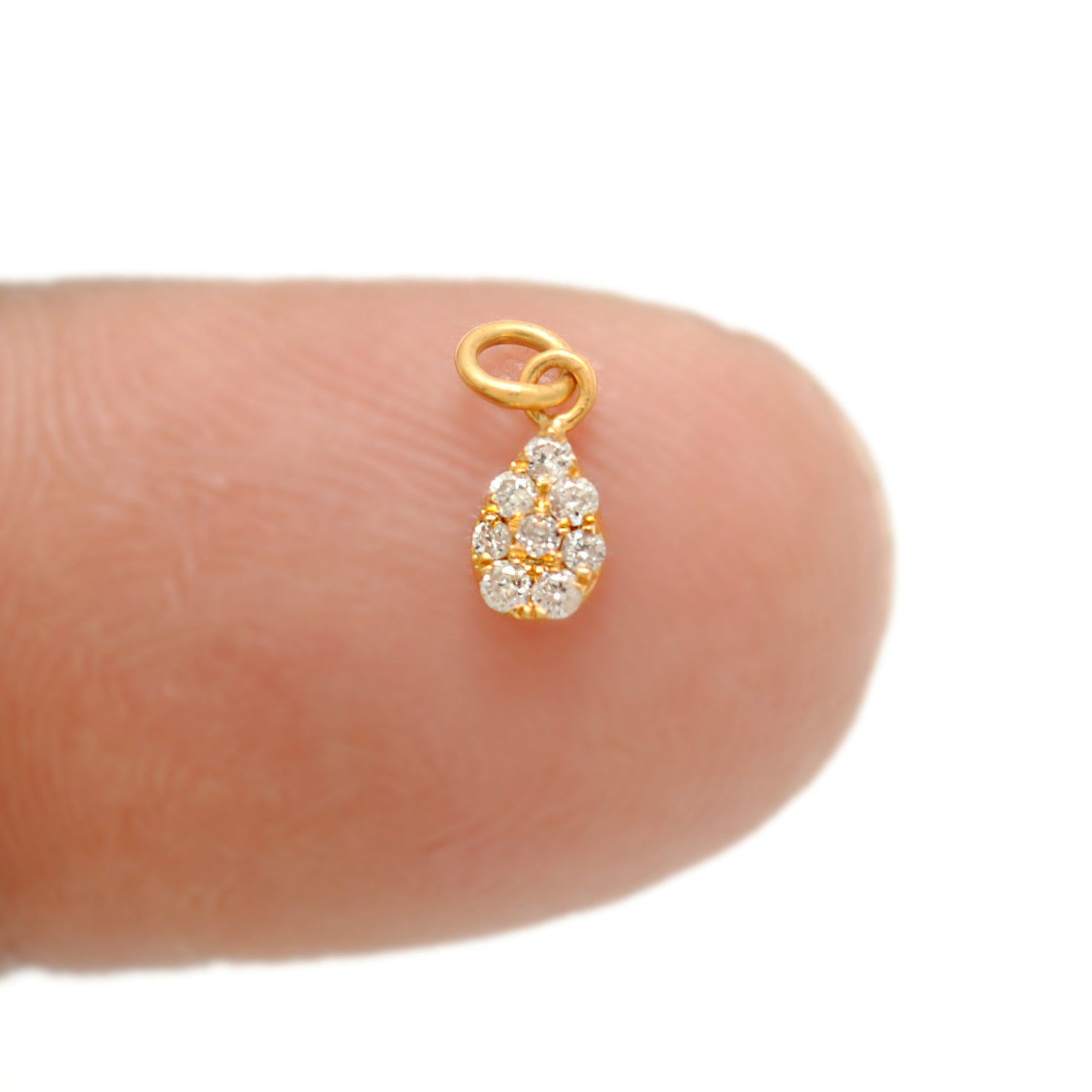 14K Solid Gold Pavé Diamond Minimalist Charm 5x3mm – Front View