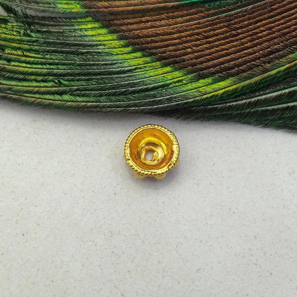 18K gold 7mm spacer cap - close-up detail Jaipur