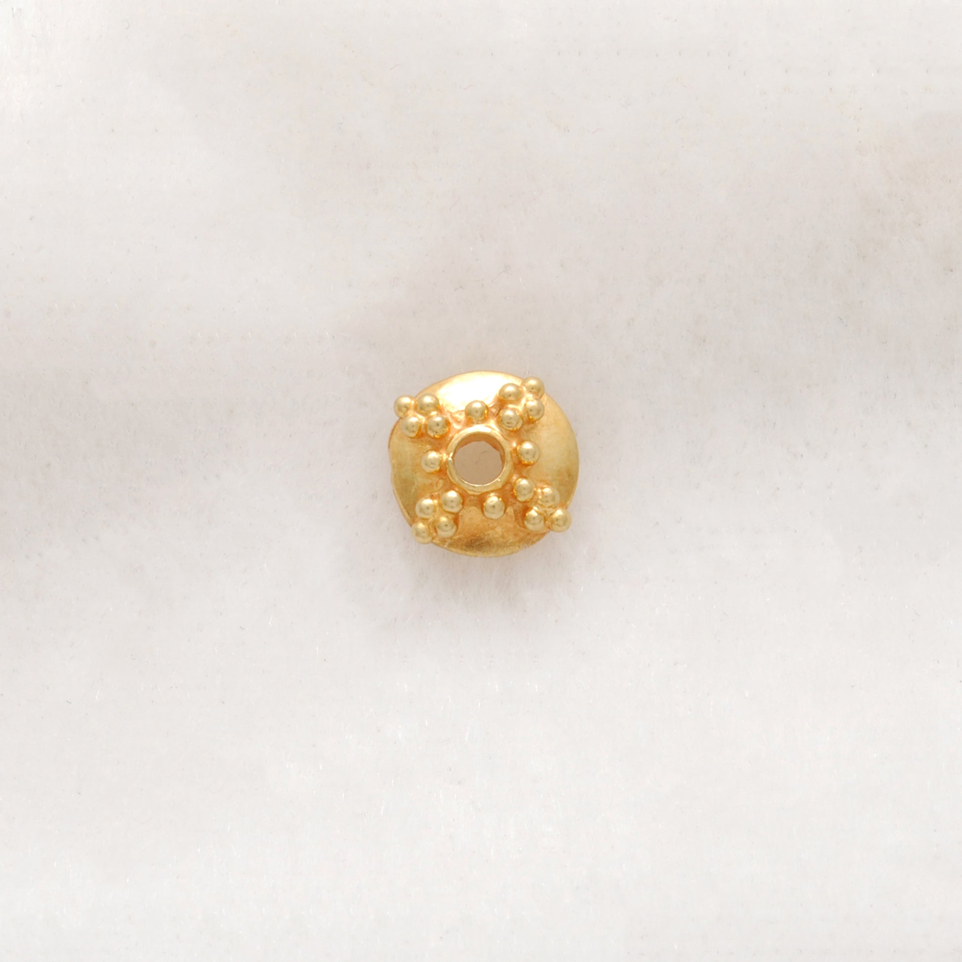 18K gold bead cap 6mm - multiple angles display
