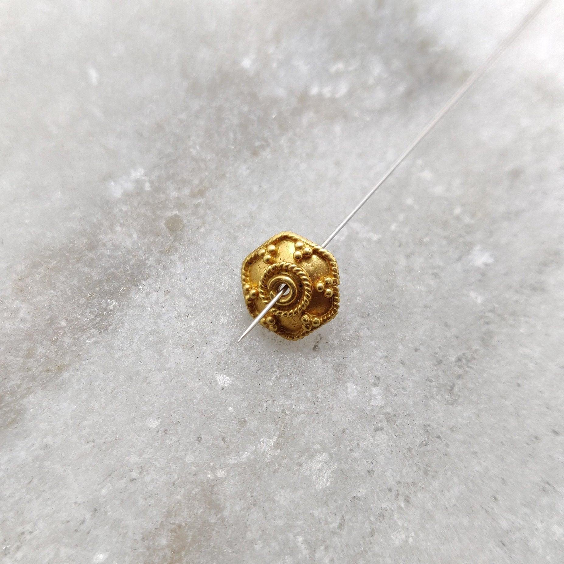 18K gold filigree bead cap 8mm - side profile detail