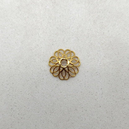 18K gold filigree carved bead cap 9mm - side profile