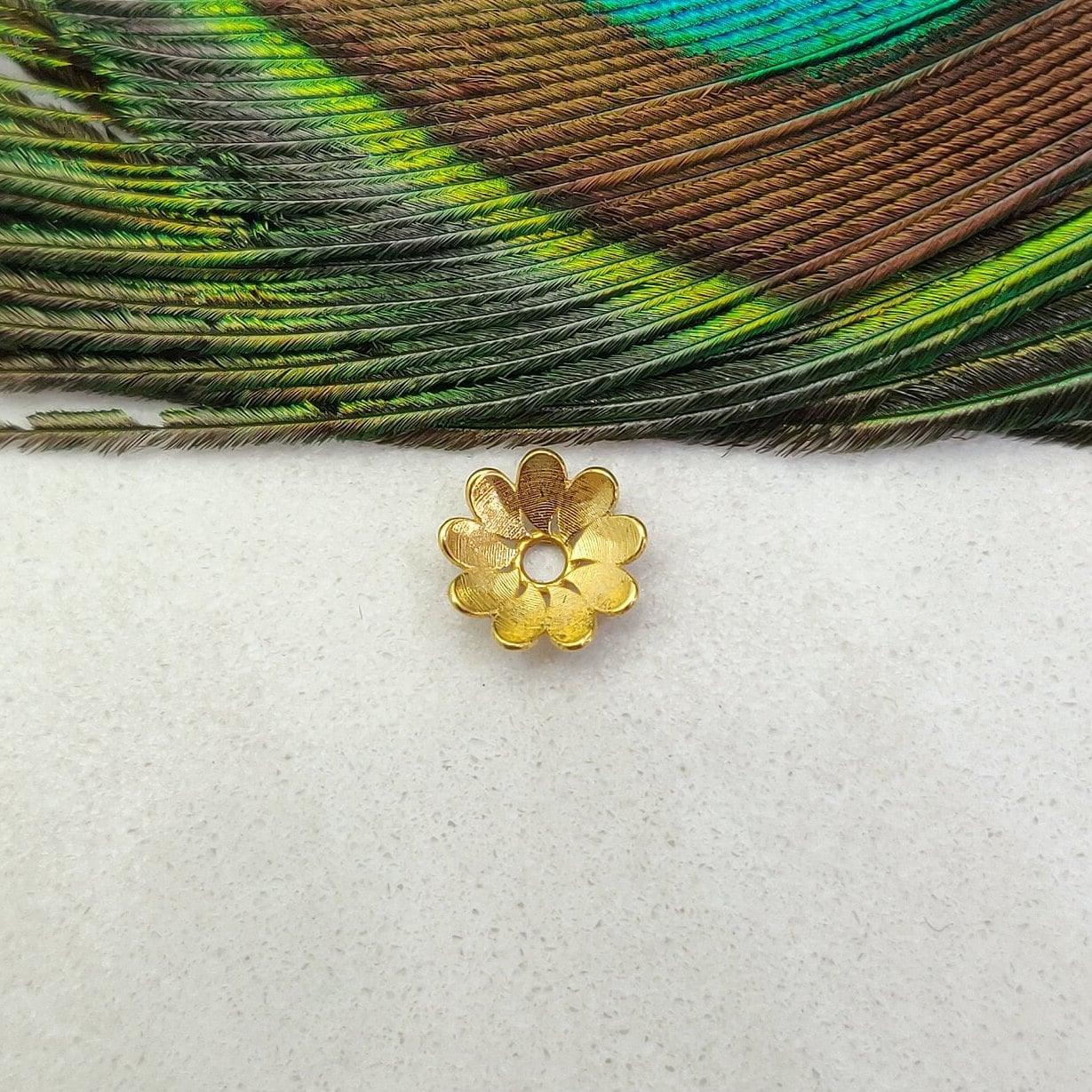 18K gold flat disc spacer cap 9x3mm - close-up detail