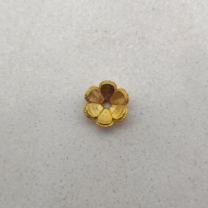 18K gold floral bead cap spacer 7.5x3mm - overhead view