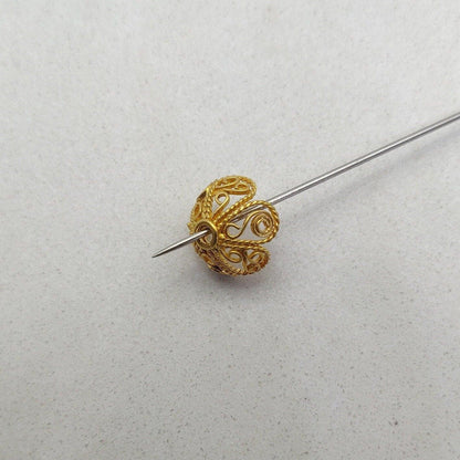 18K gold floral bead caps - petal close-up premium quality