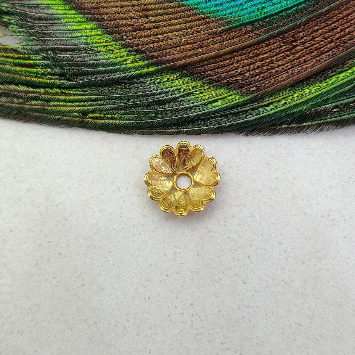 18K gold floral spacer cap - close-up petal detail