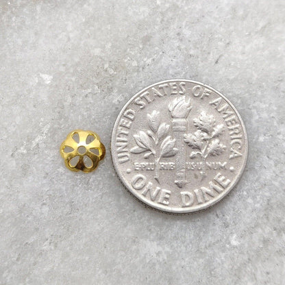 18K gold floral spacer craft cap - close-up petal detail