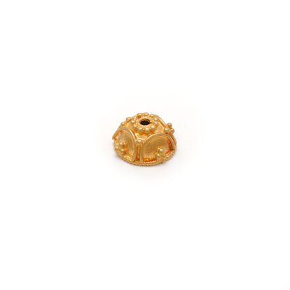 18K gold handcrafted spacer bead cap 8mm - overhead view Jaipur