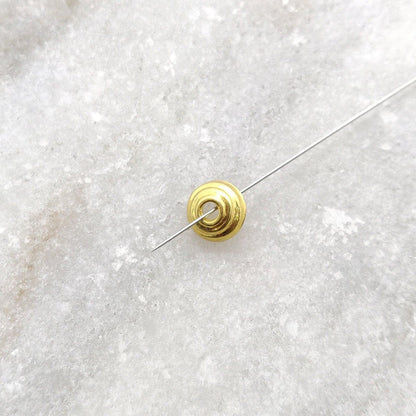 18K gold round bead cap 6mm - overhead view