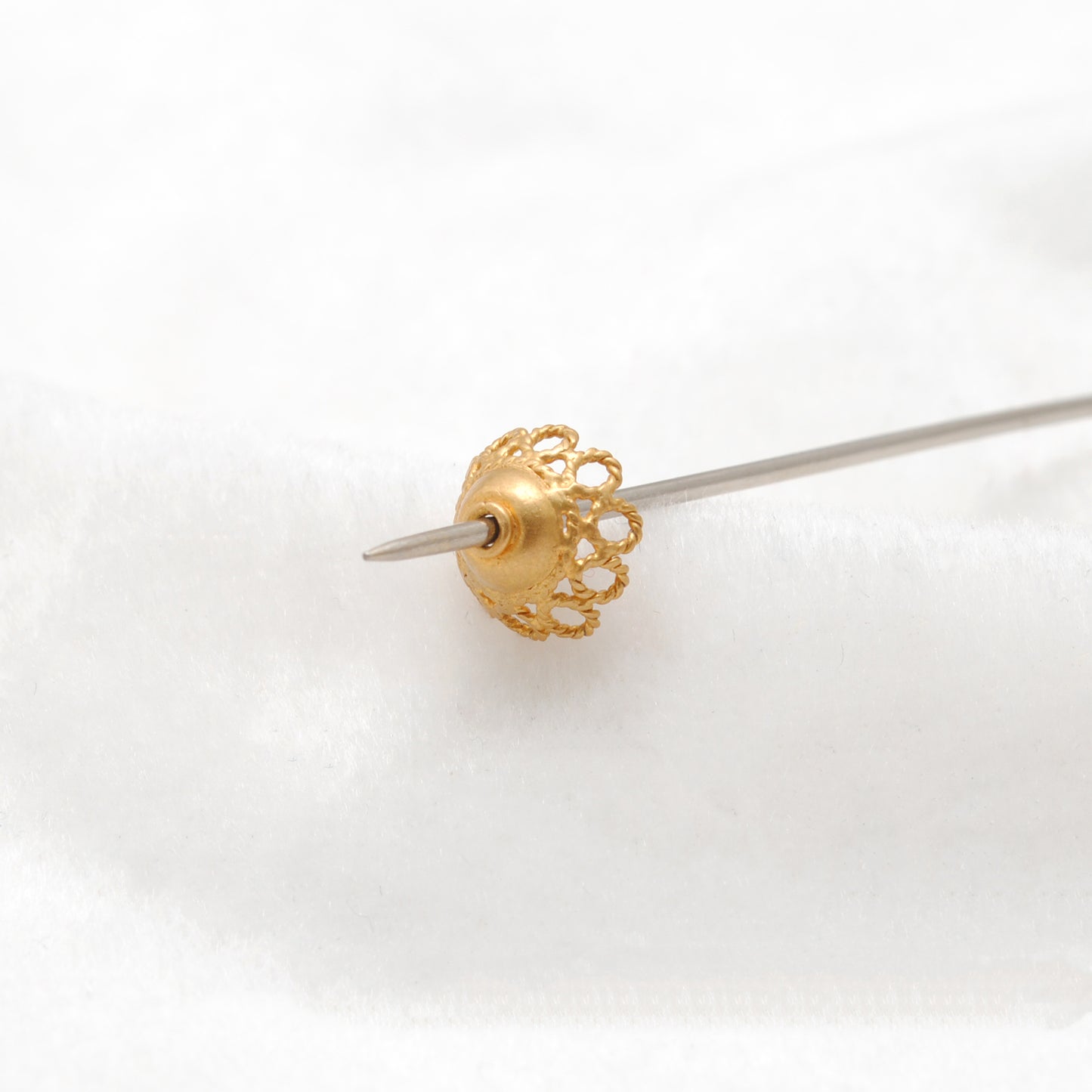 18K gold round spacer cap 8mm - multiple pieces display