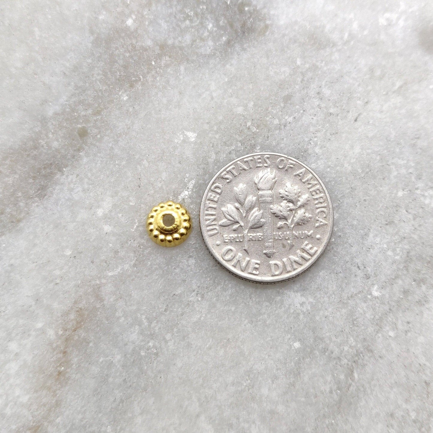 18K gold slim disc spacer cap 2x6mm - close-up ultra-flat