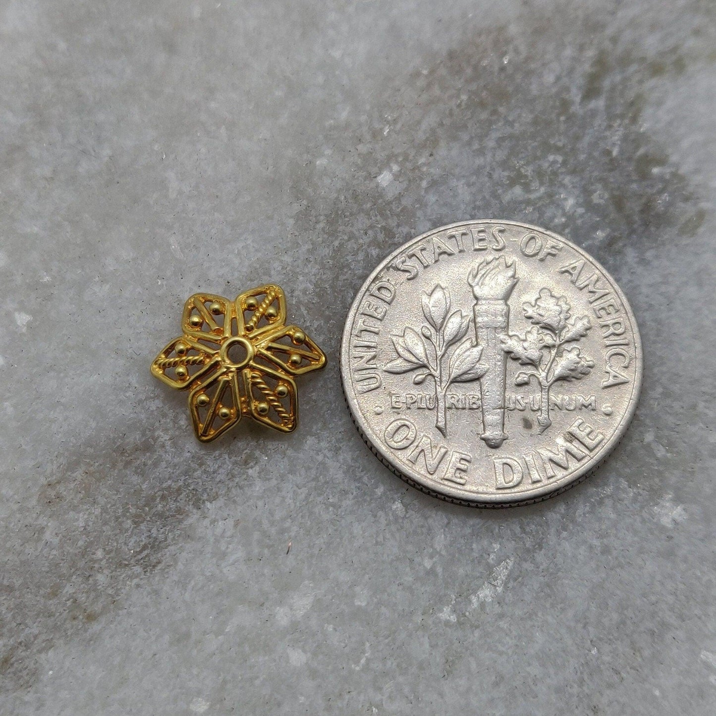 18K gold star spacer cap - overhead view Jaipur