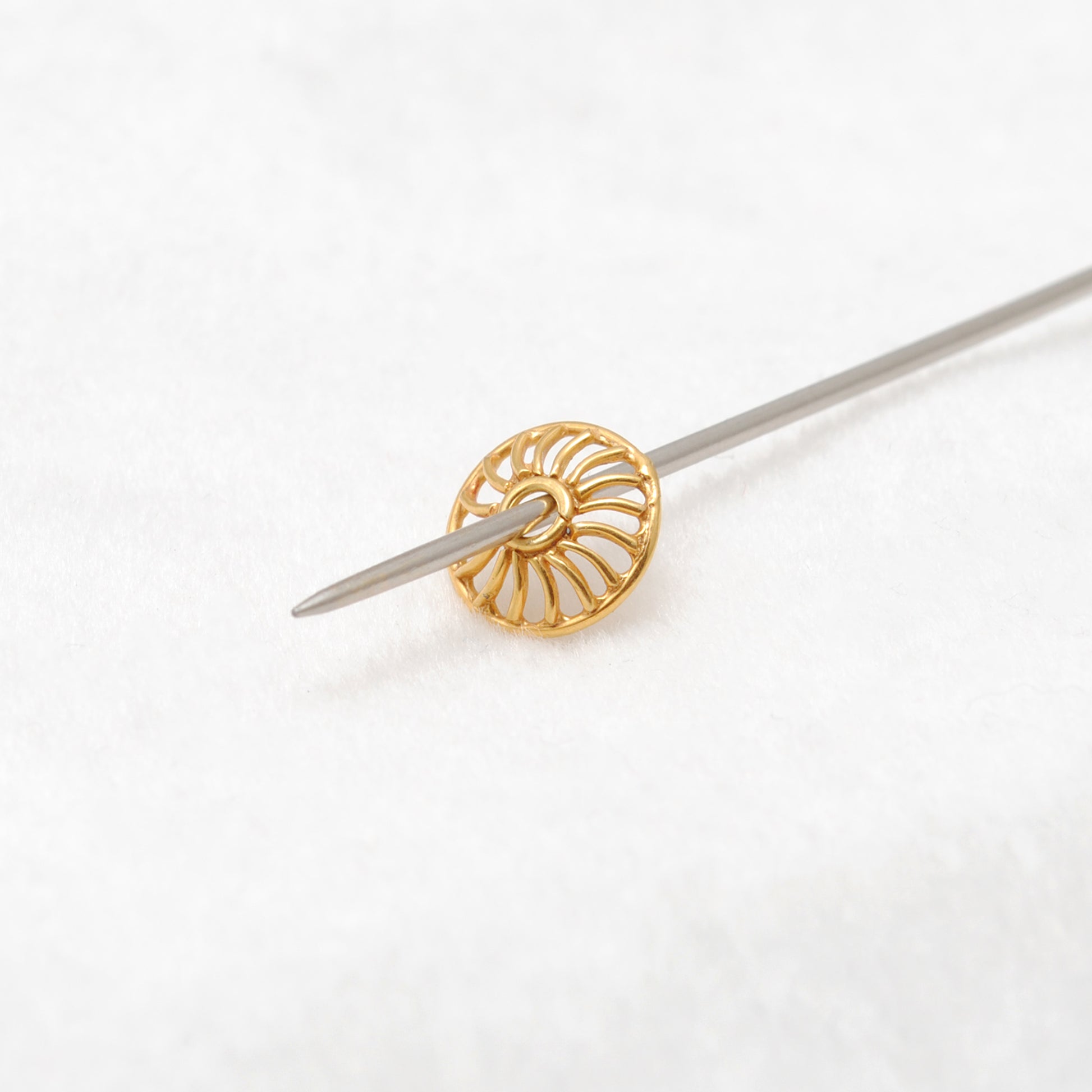 18K gold wheel cap bead 8mm - scale reference wholesale