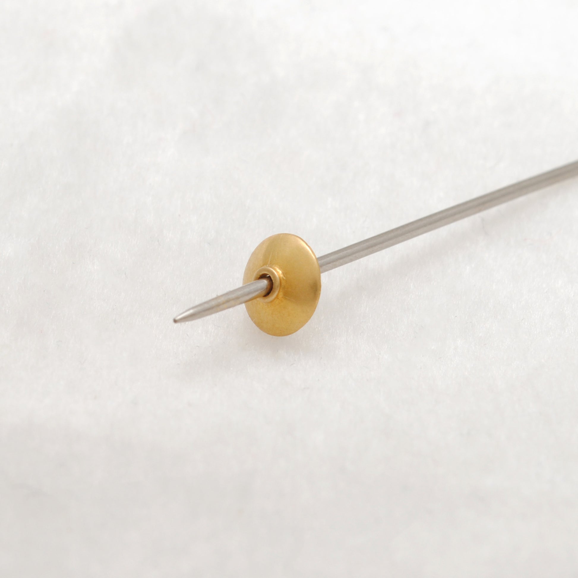 18K solid gold plain coin cap - scale reference wholesale